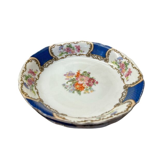 Set of 2 Gold Castle Japan GCA-2 Soup Bowls Plates Blue Rim Floral Design Scroll - Picture 4 of 8